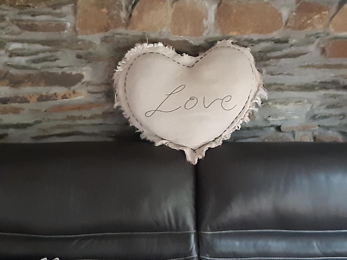 Gite Au Coeur De Champlon Eksteriør billede