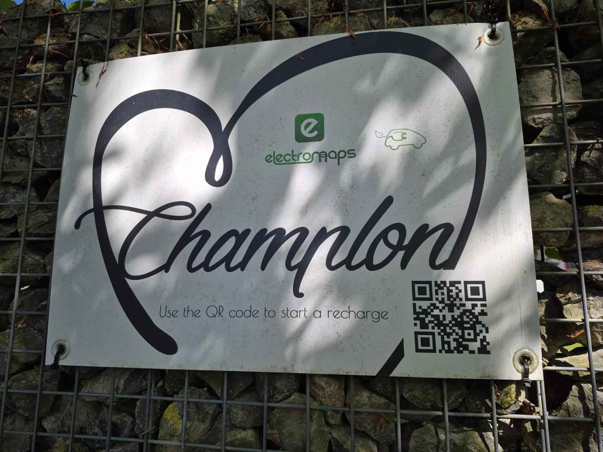 Gite Au Coeur De Champlon Eksteriør billede
